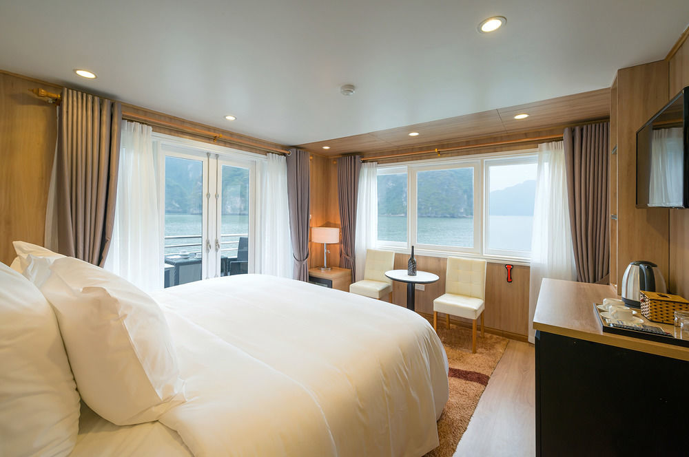 La Vela Premium Cruise - Managed By Paradise Cruises Ha Long Exterior photo