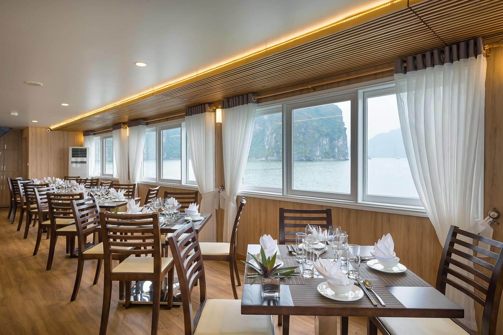 La Vela Premium Cruise - Managed By Paradise Cruises Ha Long Exterior photo